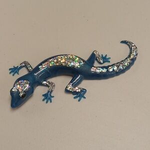 Handcrafted resin glittery blue lizard